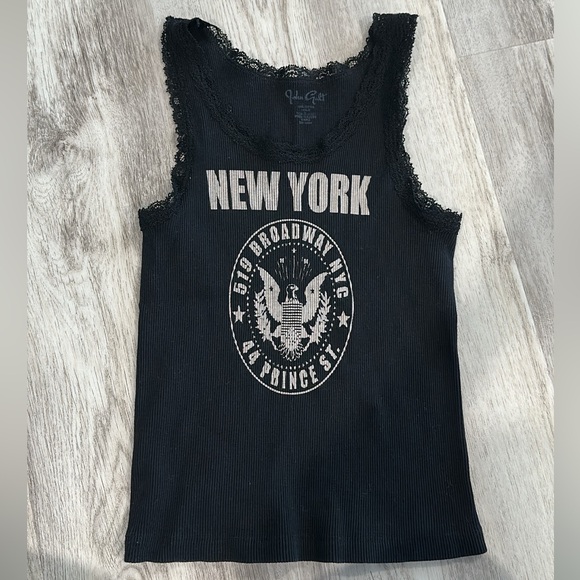 Brandy Melville Black Tank Top with New York Graphic - Picture 1 of 1